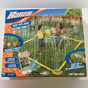 Kids outside toy Banzai Bop Splash Boxing Ring 7ft square new in box